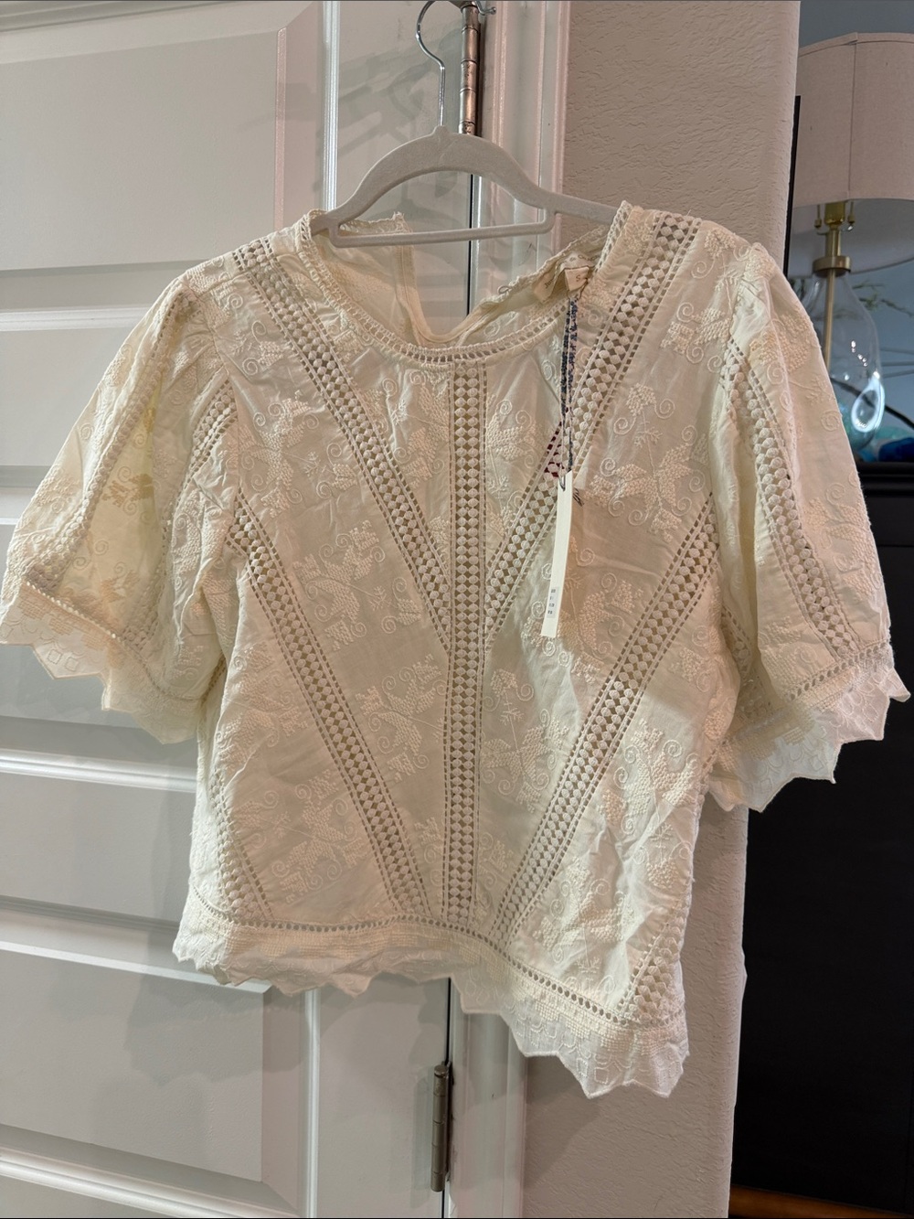 Jennifer & Grace Cream Embroidered Lace-Panel Women’s Top NWT Small